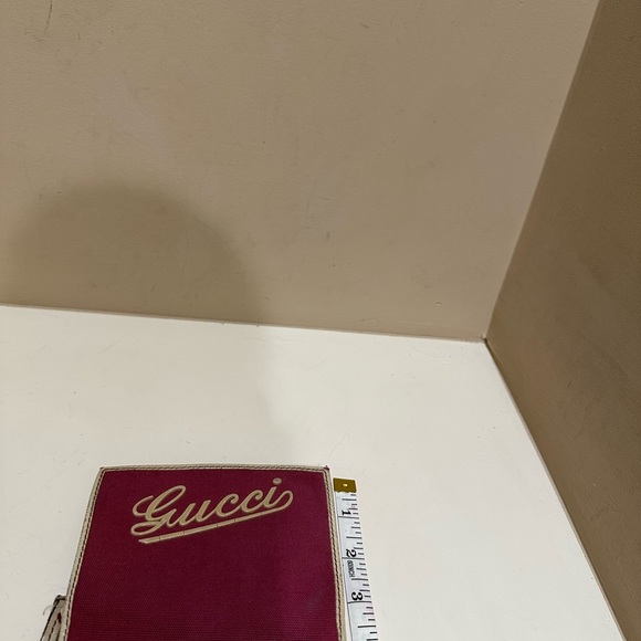 Gucci Red Bifold Wallet With Rubber Logo - Picture 13 of 13
